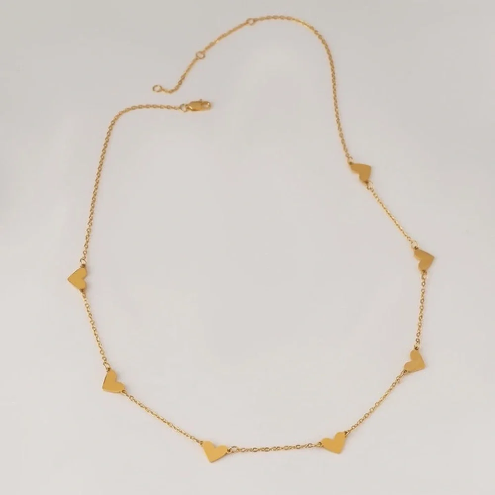 NWT‎ Dorado THE HEARTS NECKLACE